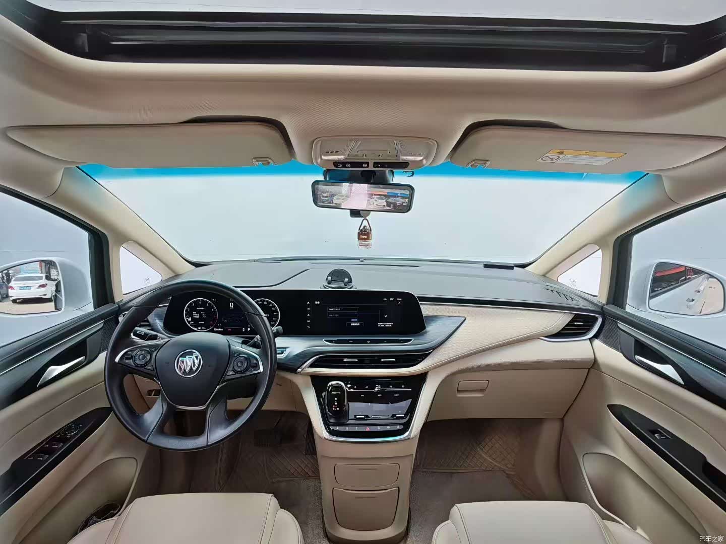 Buick GL8, 2022 все фото