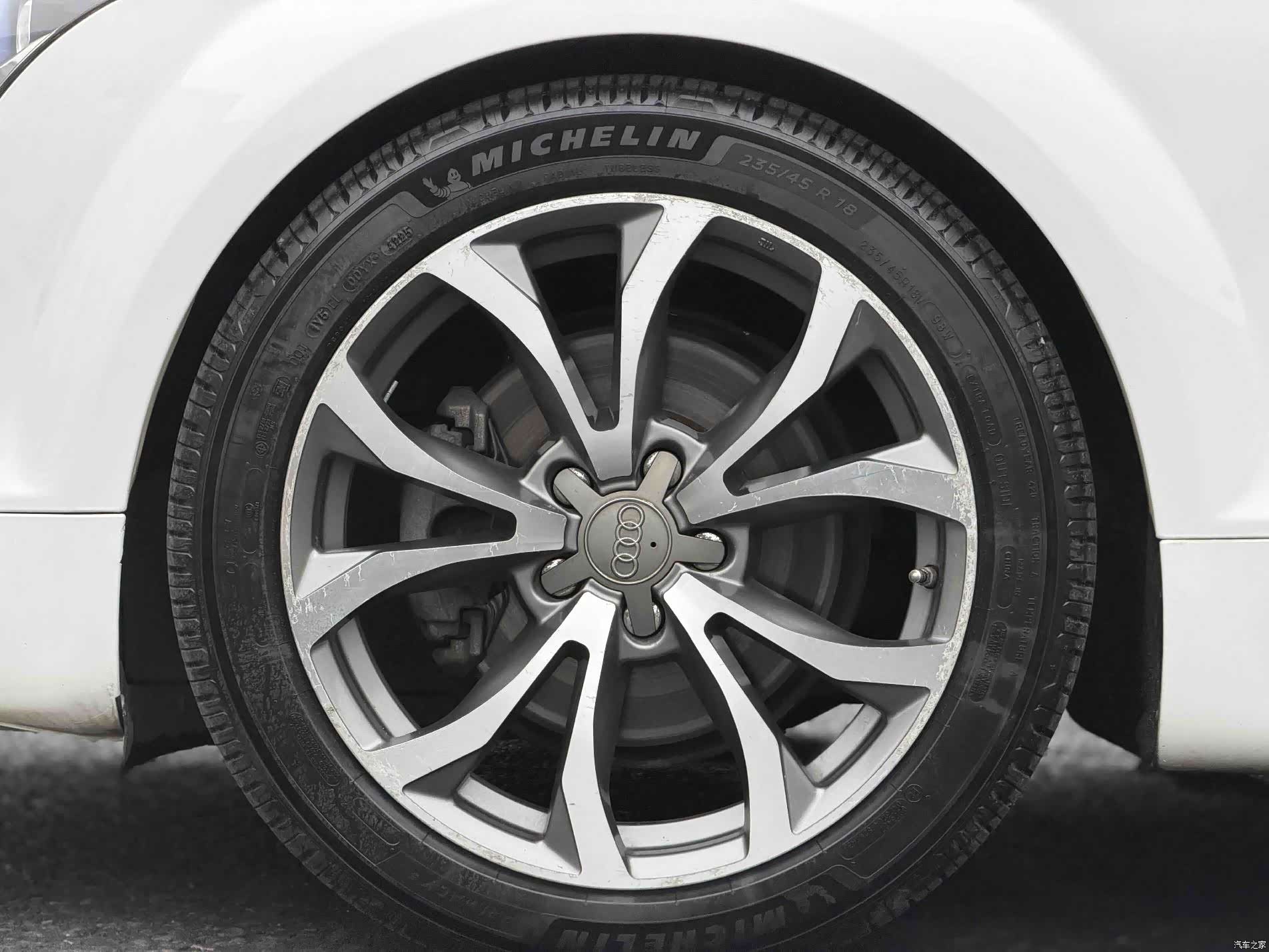 Audi TT, 2011 3