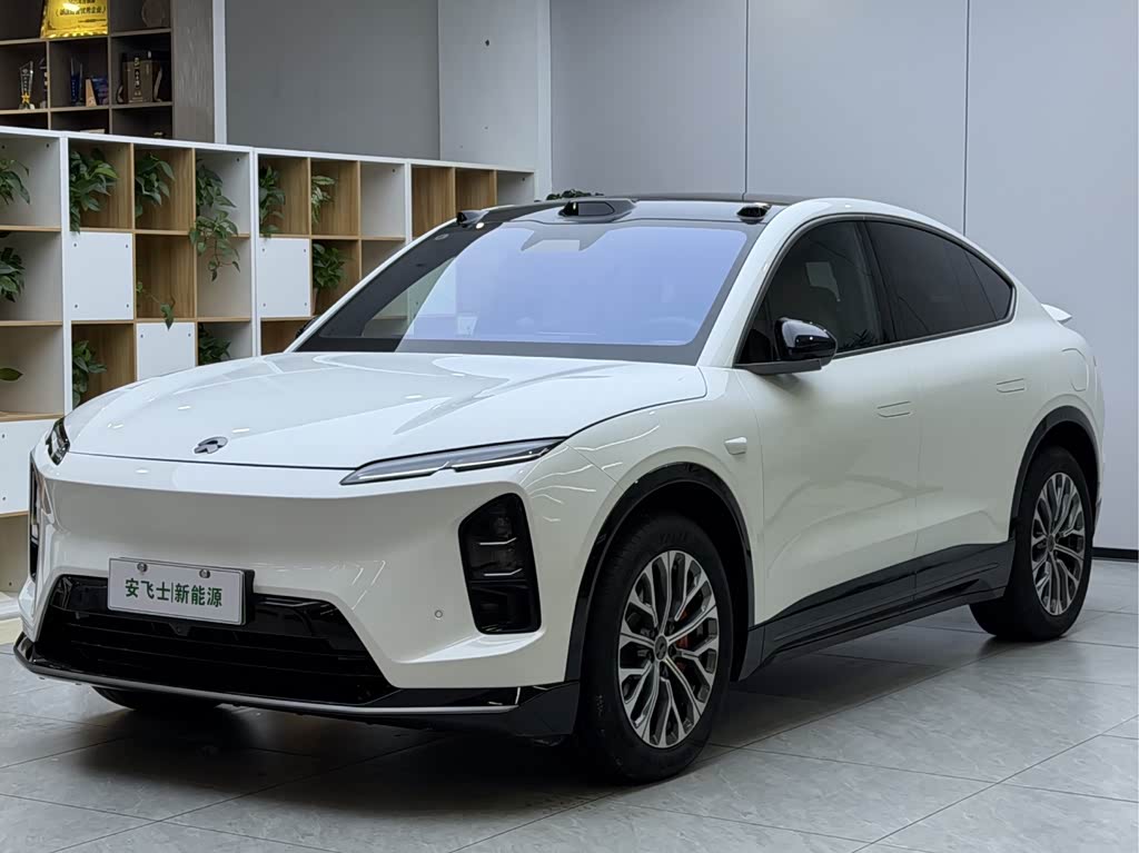 NIO EC6