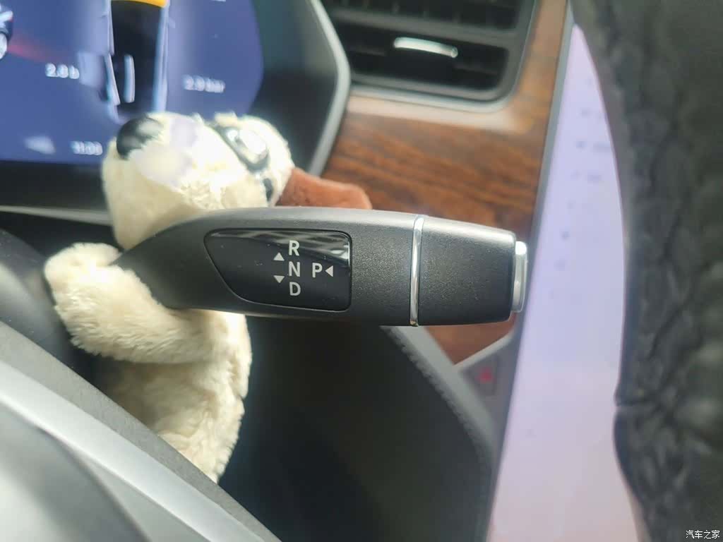 Tesla Model X, 2020 7