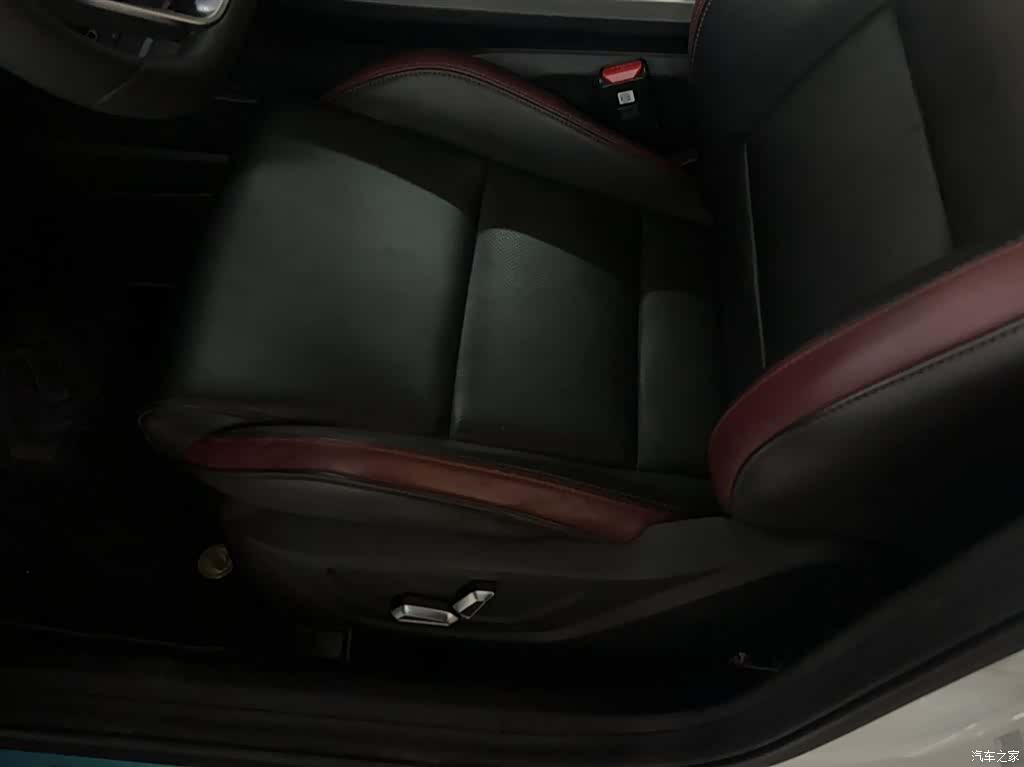 Geely Coolray, 2020 19