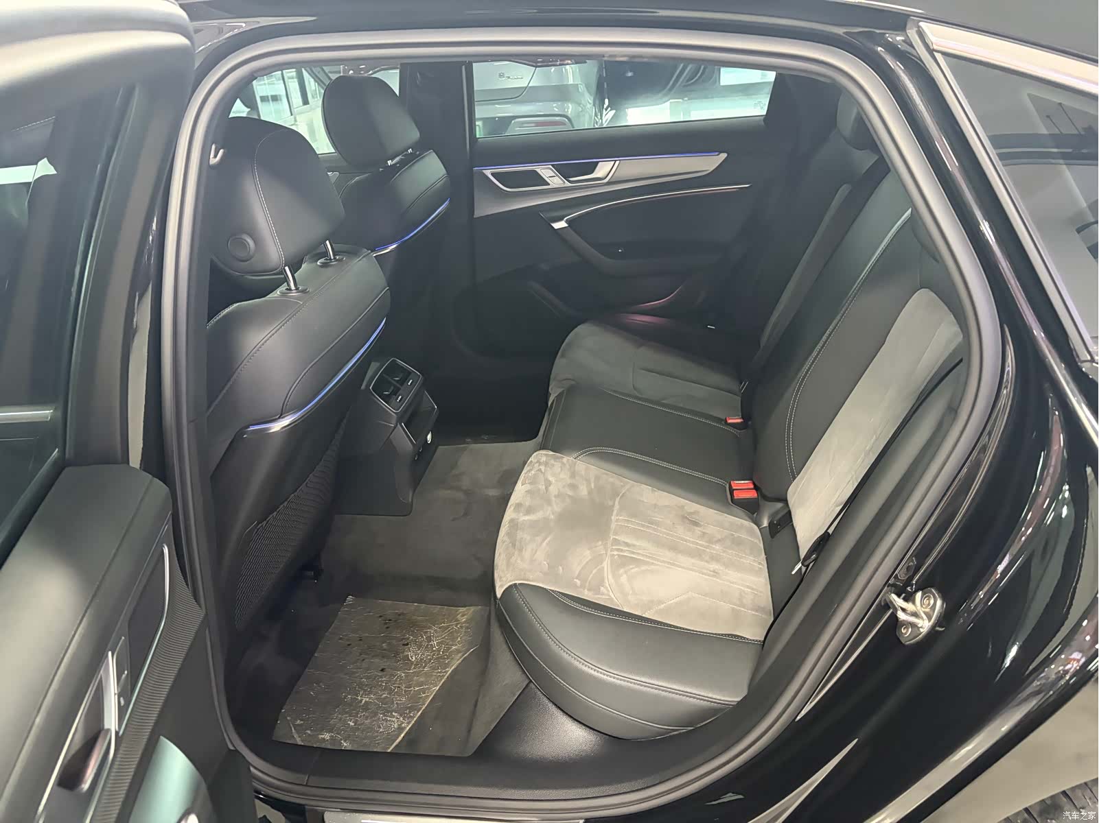 Audi A6L, 2023 8