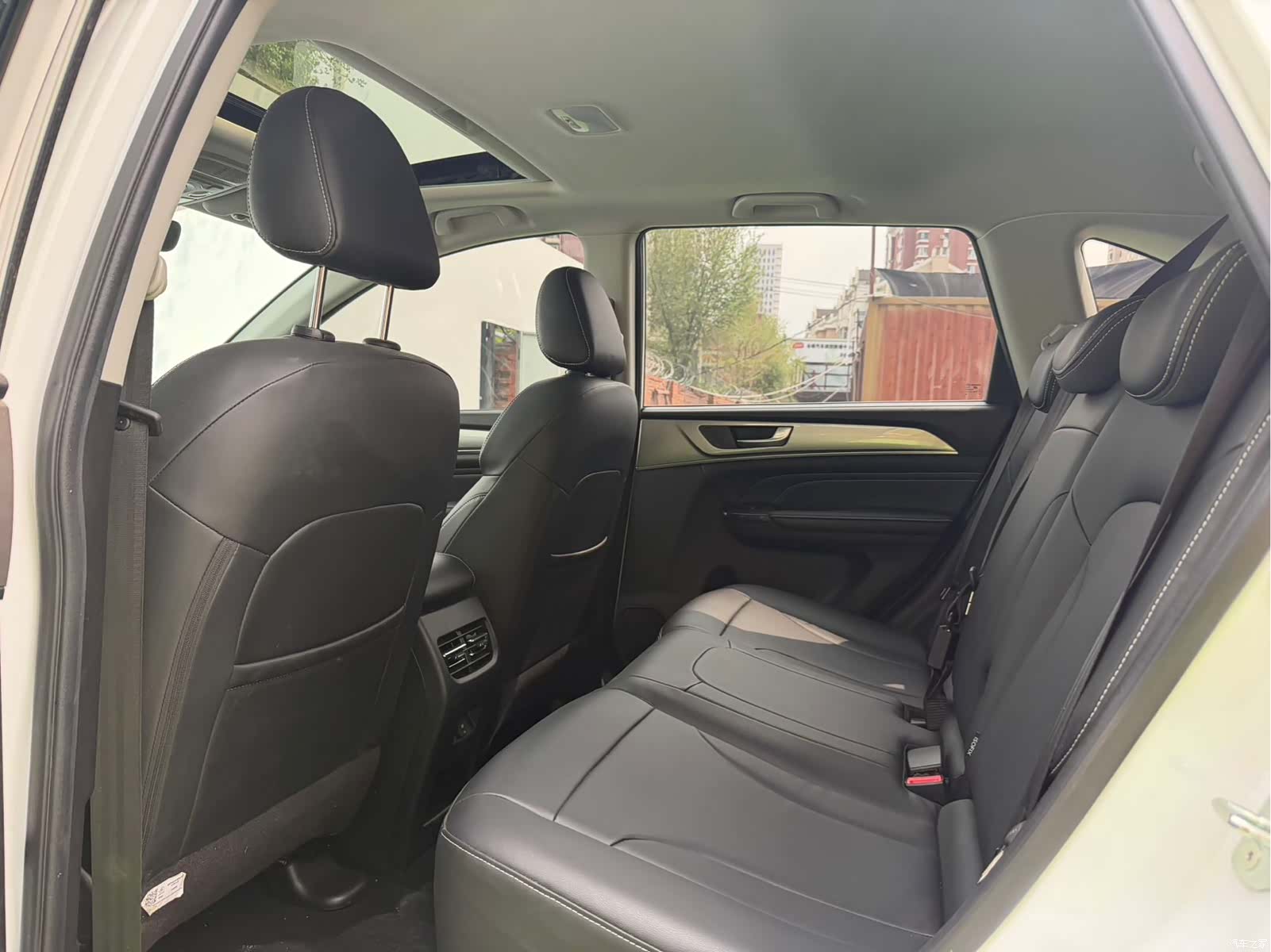 Haval M6, 2022 все фото