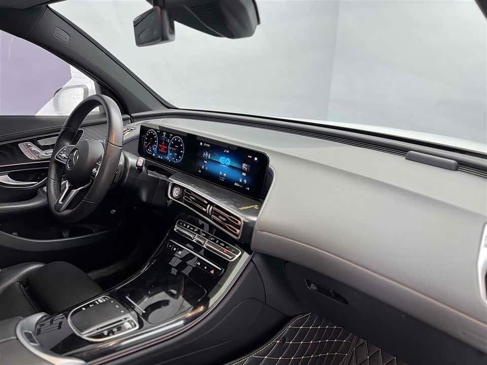 Mercedes-Benz EQC Mercedes-Benz EQC