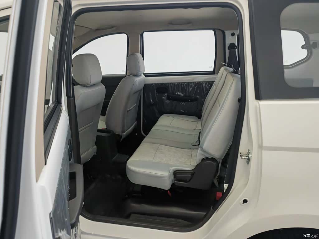 Wuling Hongguang, 2019 15