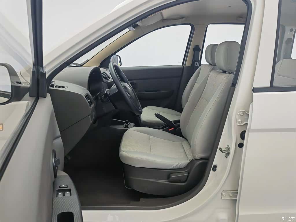 Wuling Hongguang, 2019 10