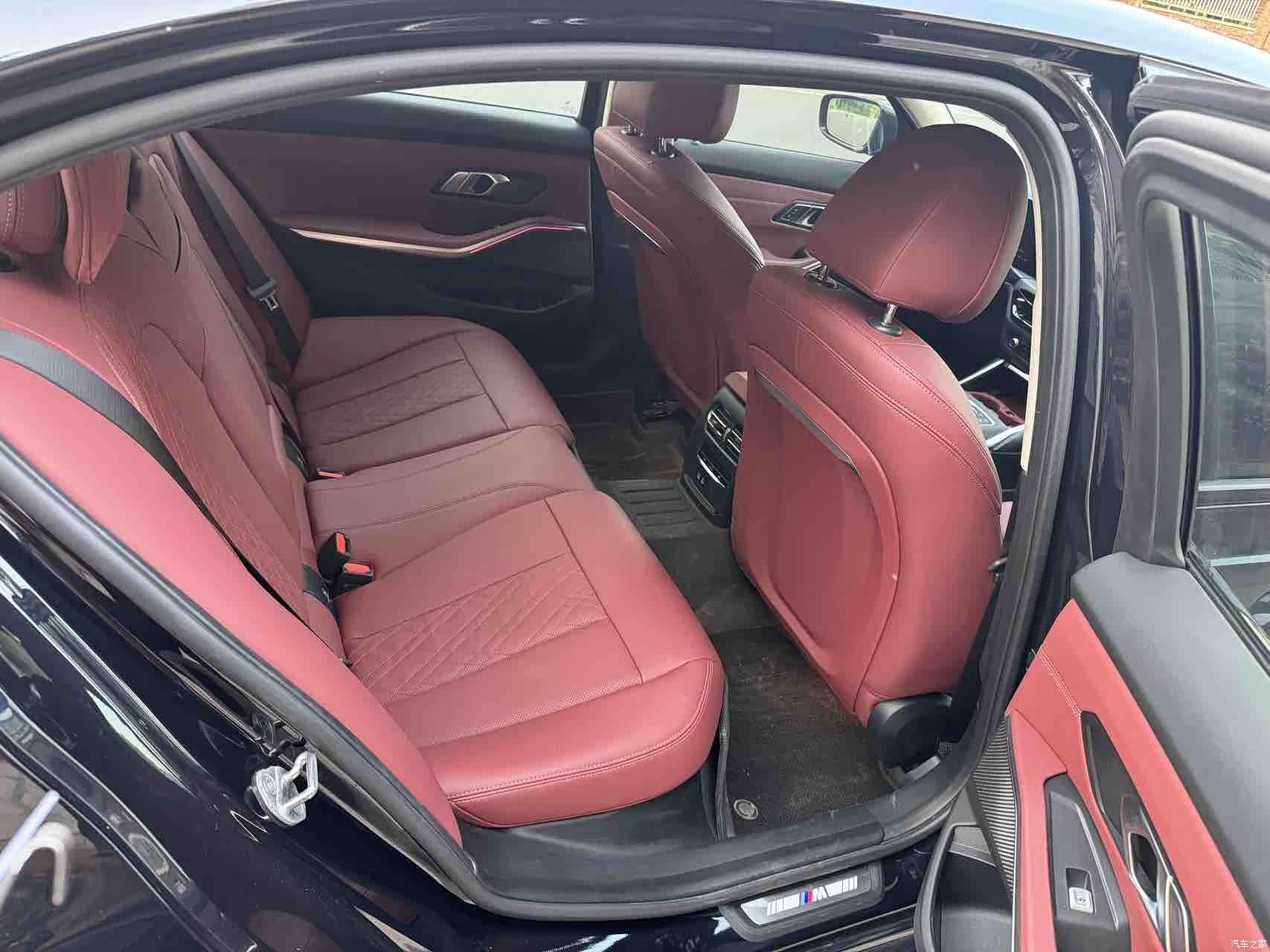 BMW 3 Series, 2025 7