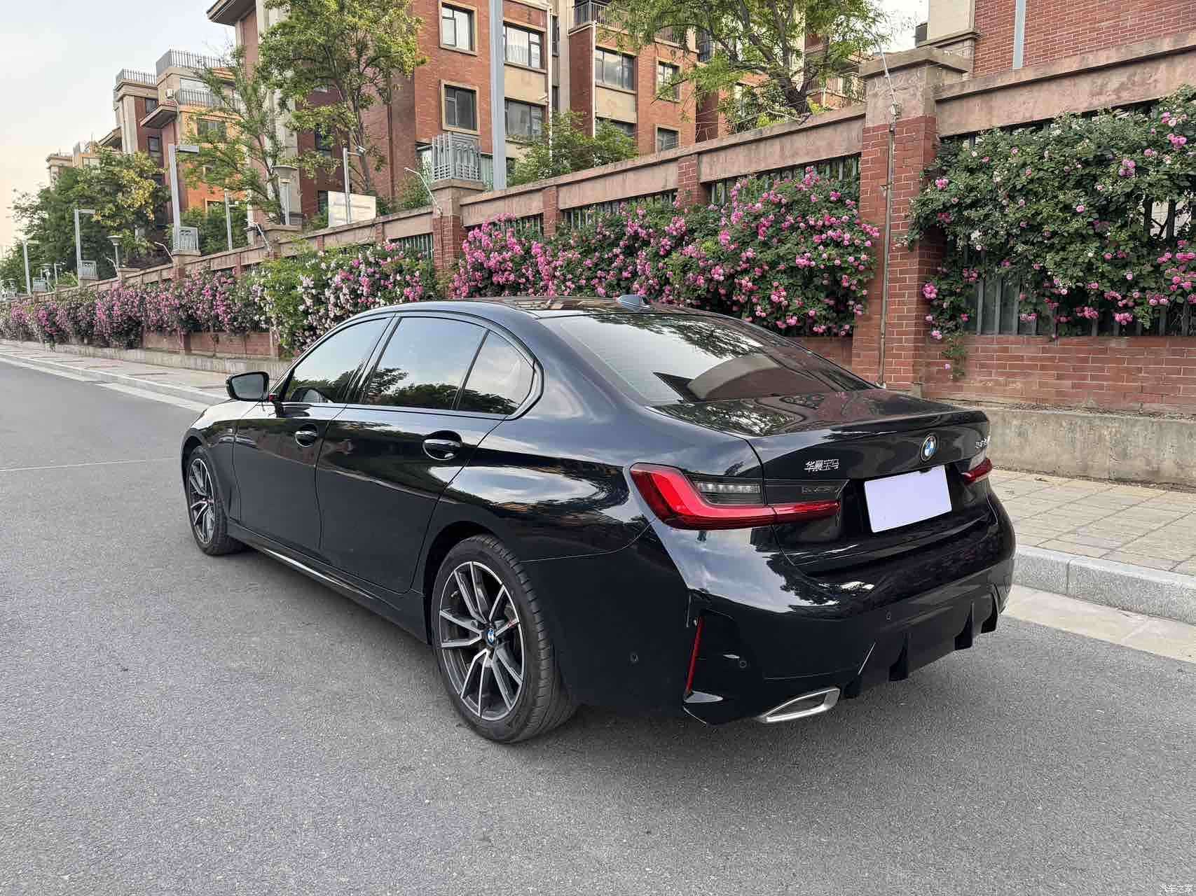 BMW 3 Series, 2025 10