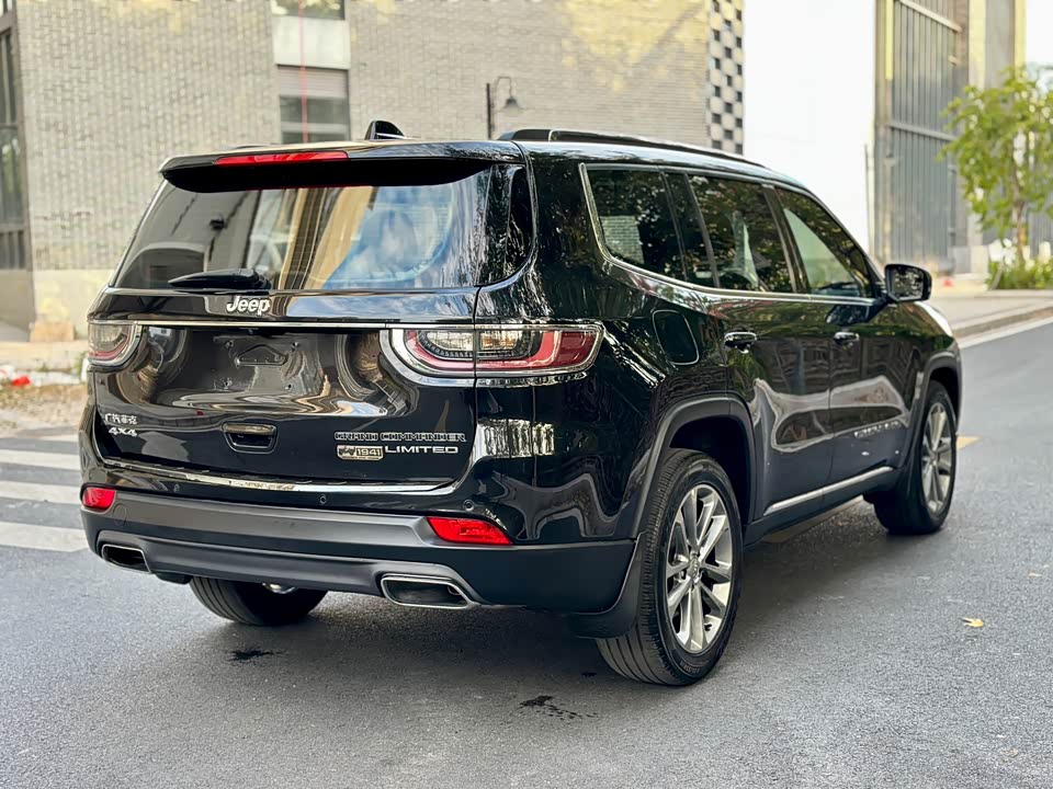 Jeep Grand Commander