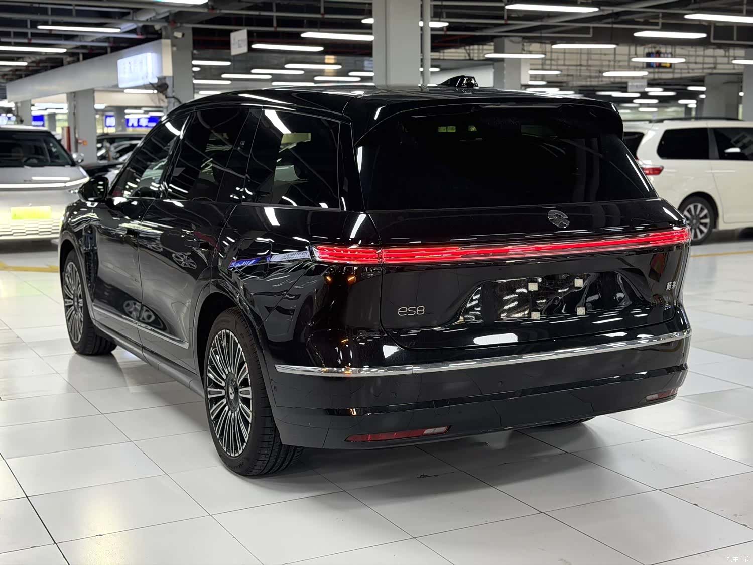 NIO ES8, 2026 8