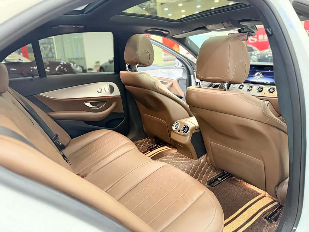 Mercedes-Benz E-Class, 2018 9