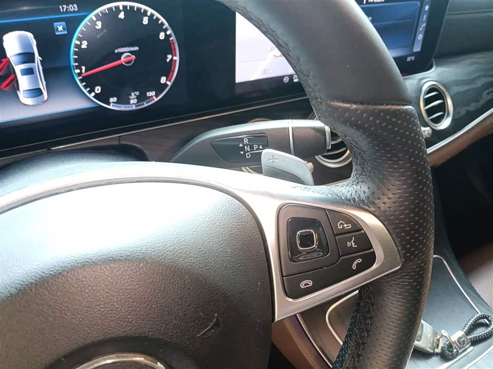 Mercedes-Benz E-class Mercedes-Benz E-class