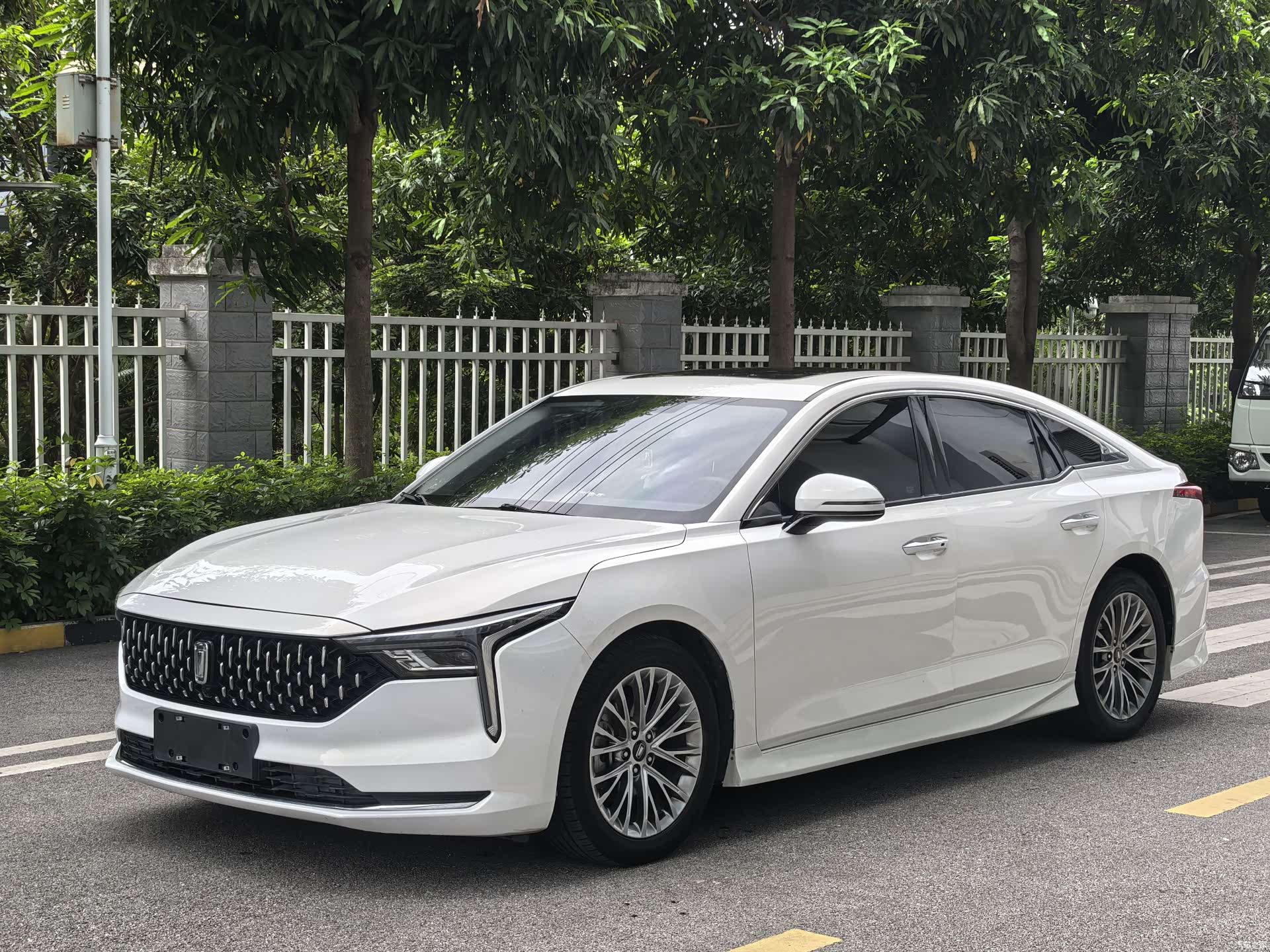 Bestune B70, 2022 1