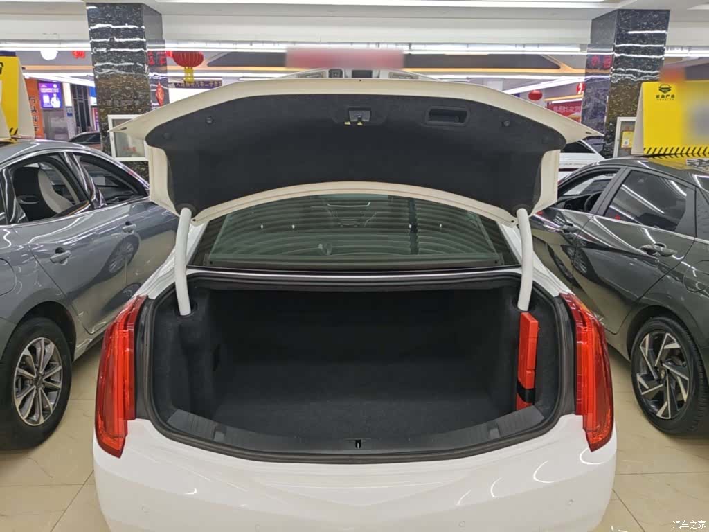 Cadillac XTS, 2017 19