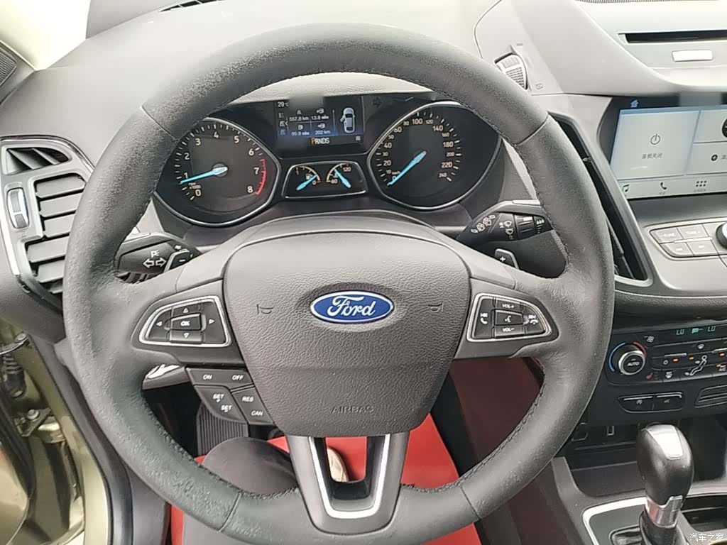 Ford Kuga, 2017 11