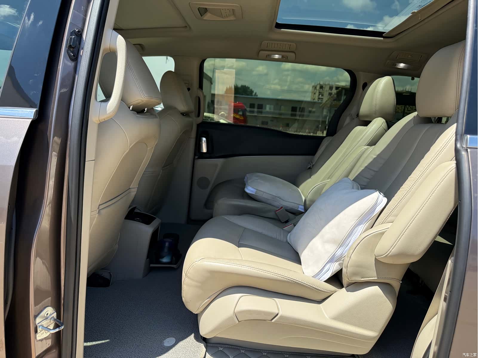 Buick GL8, 2016 все фото