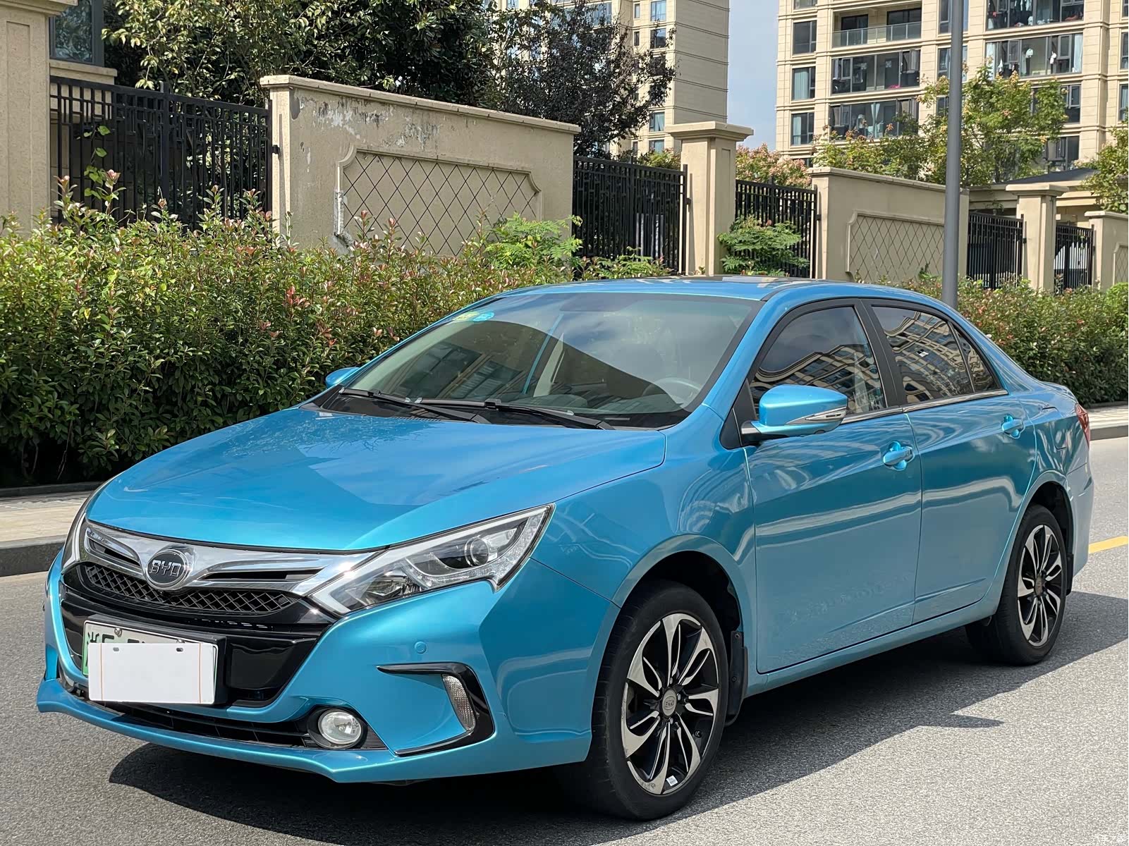 BYD Qin, 2016 1