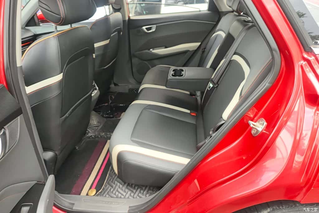 Wuling RC-6, 2020 11