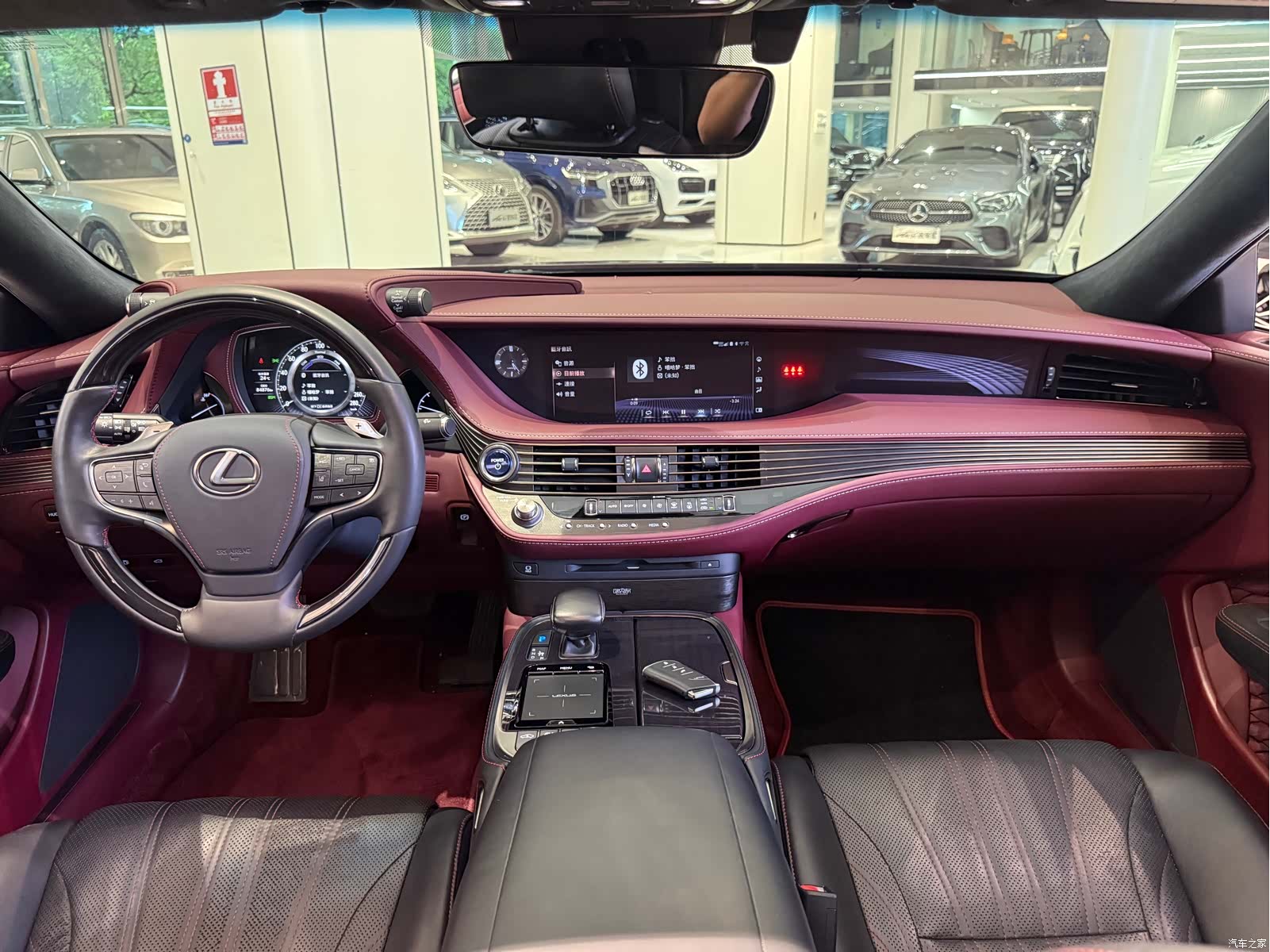 Lexus LS, 2019 15