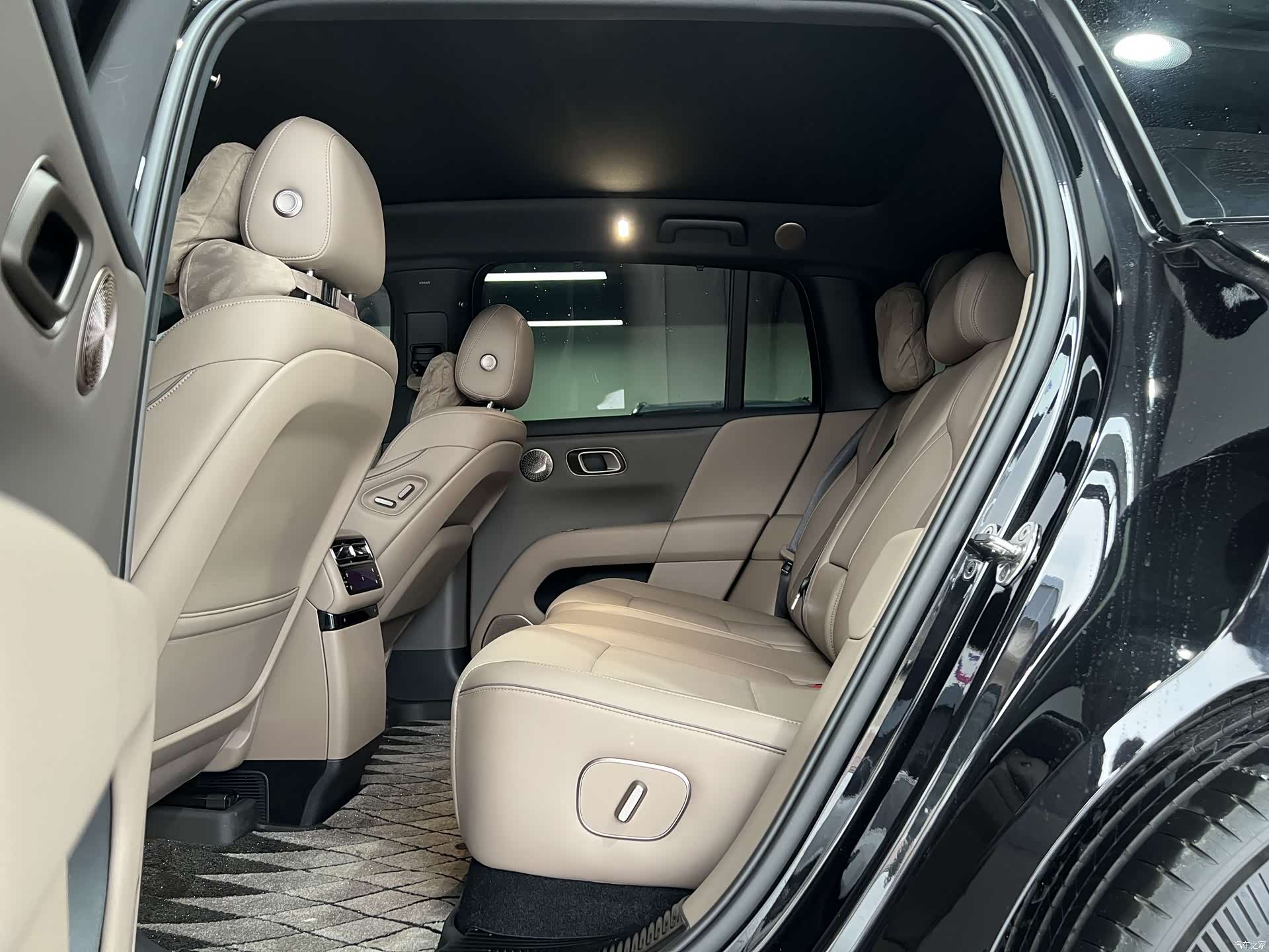 Li Auto i6, 2025 9