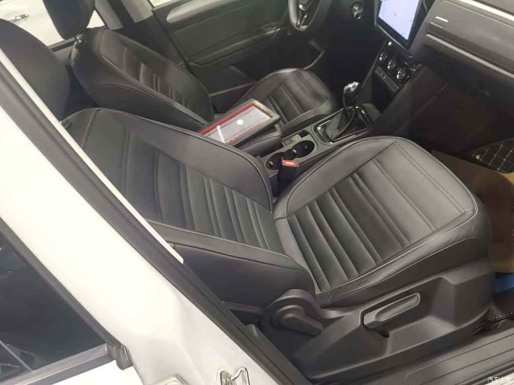 Volkswagen L, 2016 20
