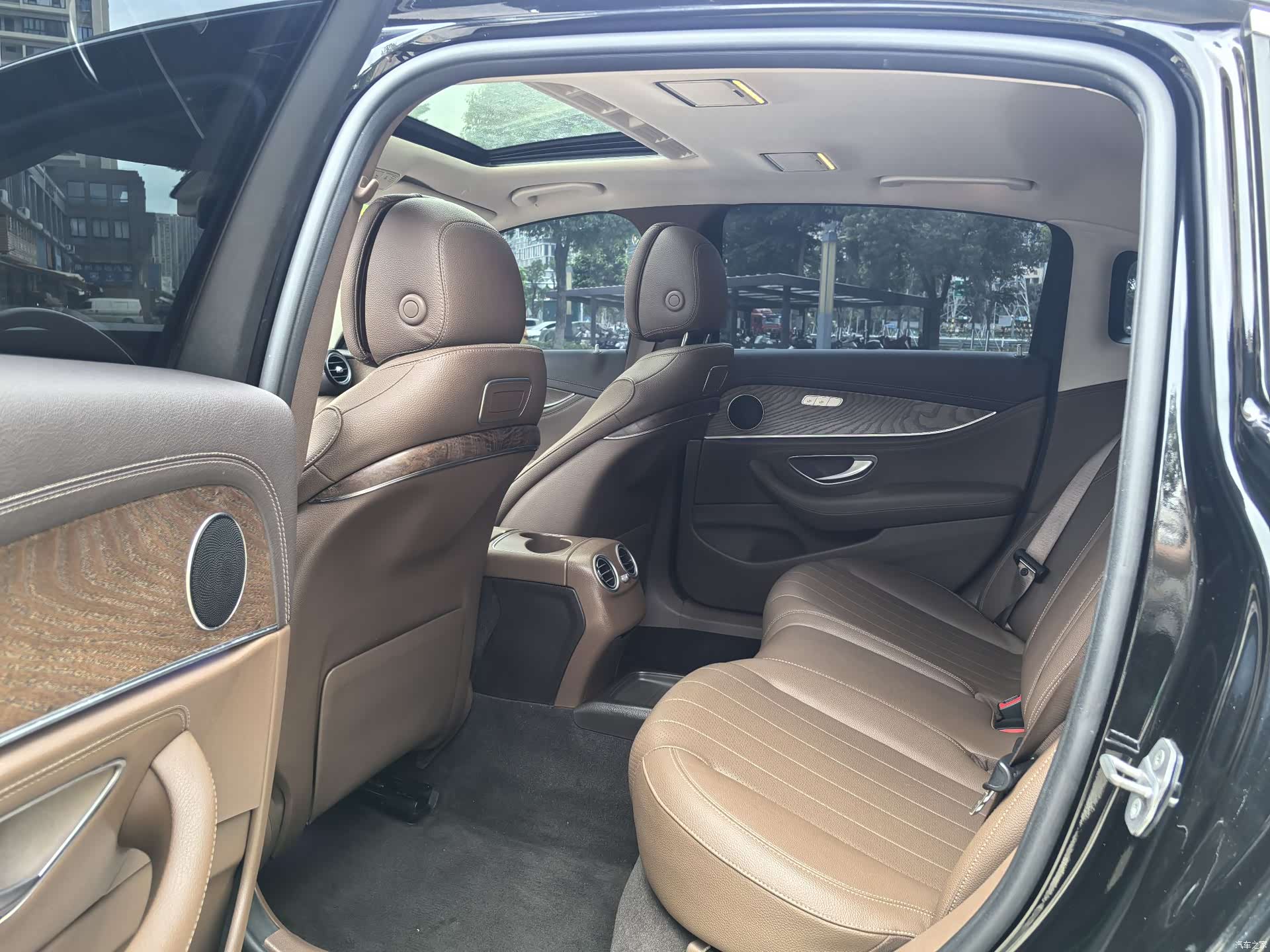 Mercedes-Benz E-Class, 2019 все фото