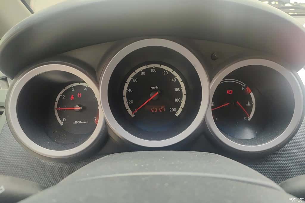 Changan CX20, 2013 14