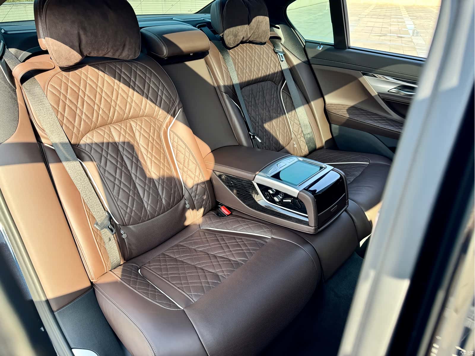 BMW 7 Series, 2020 10