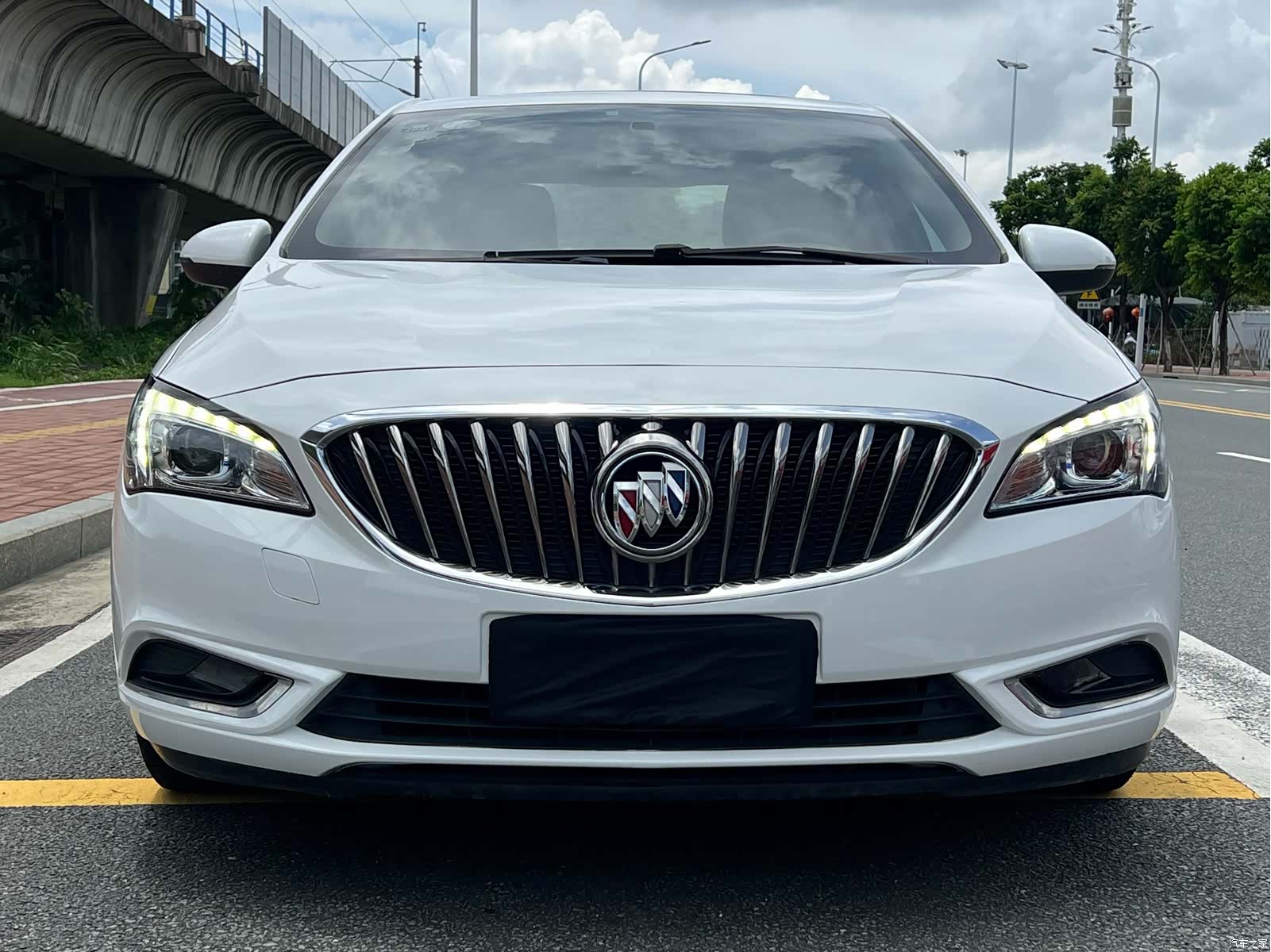 Buick Verano, 2017 2