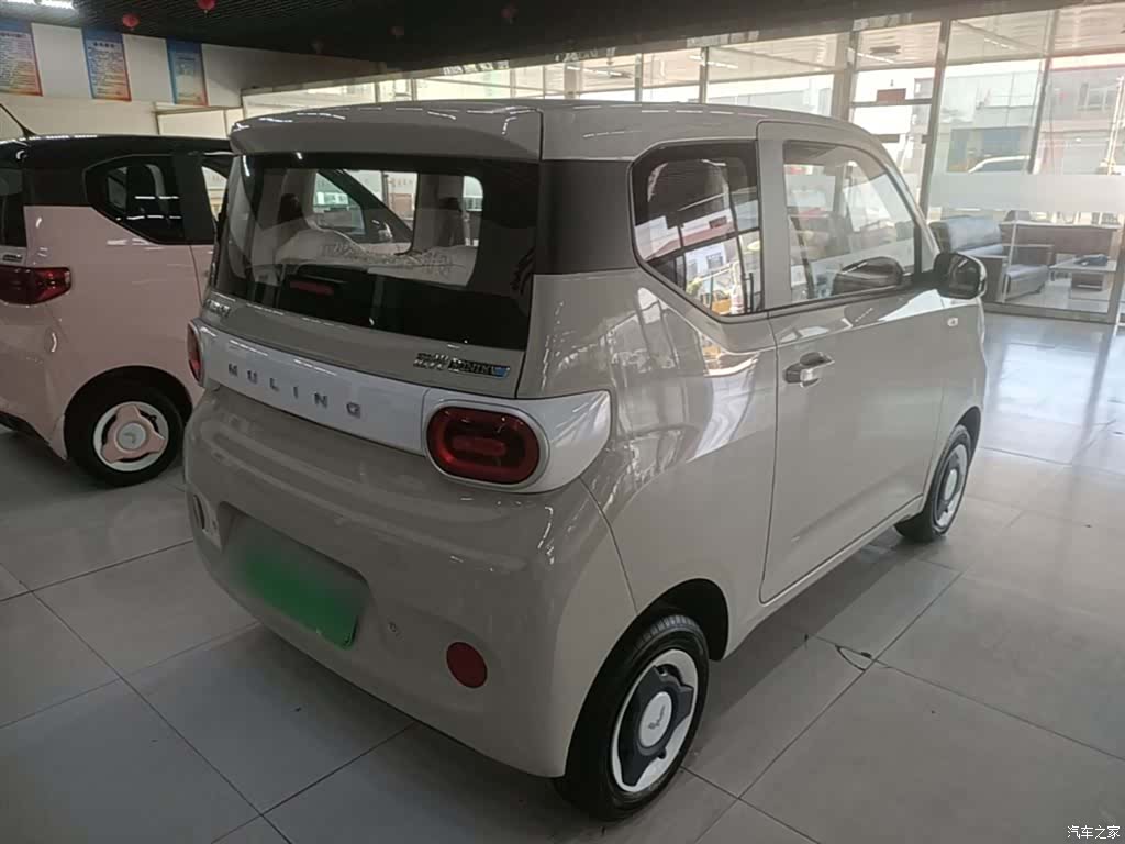 Wuling MINIEV, 2026 7