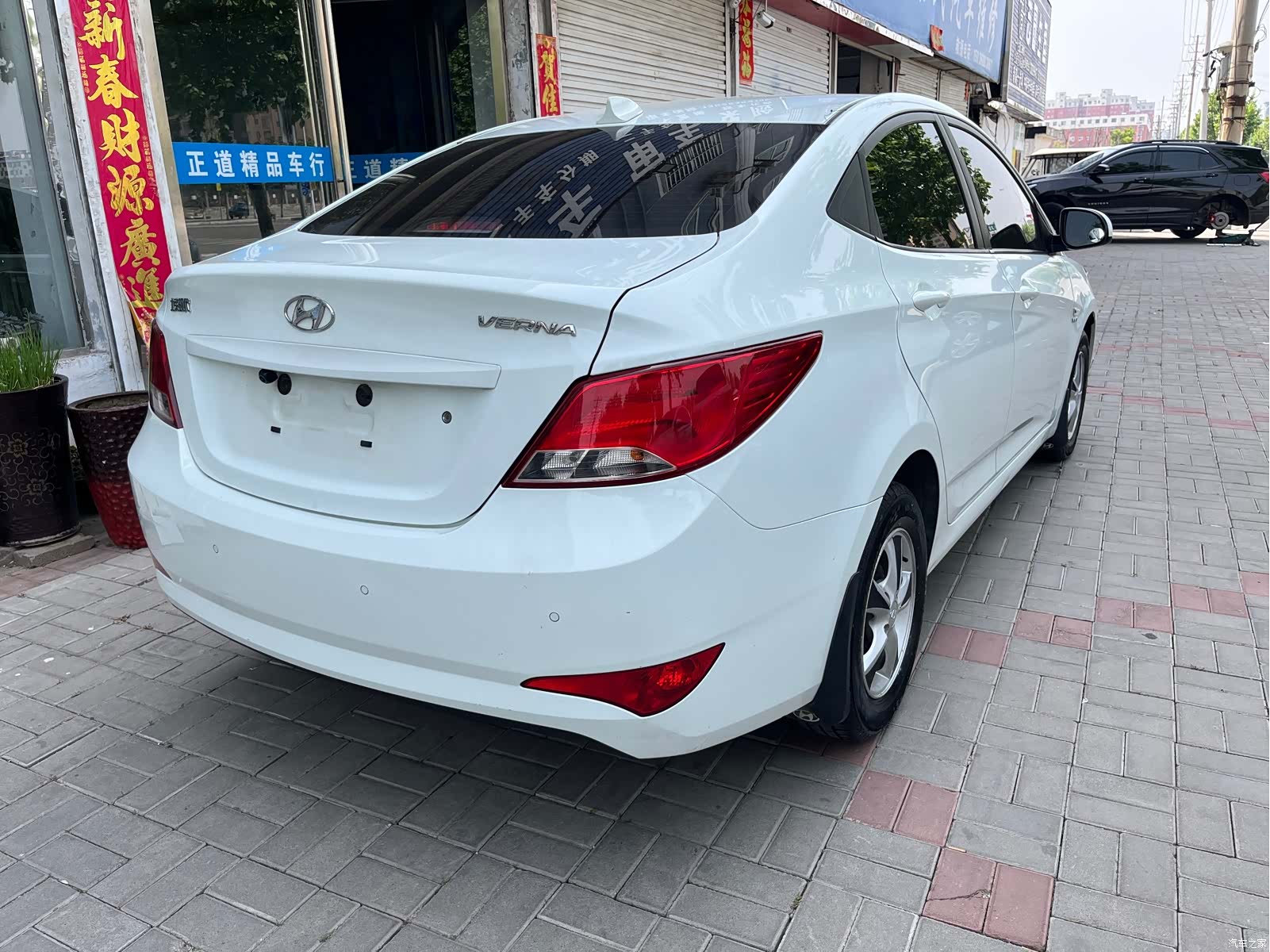 Hyundai GLS, 2015 3