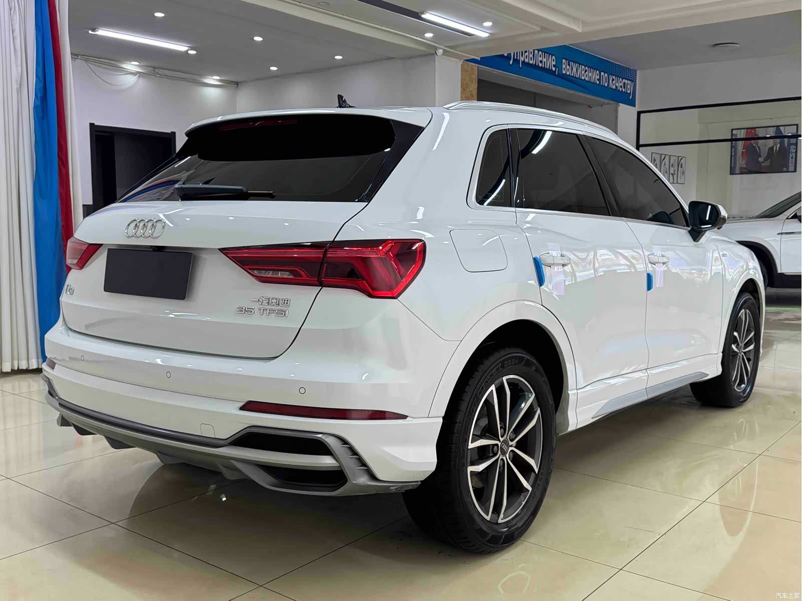 Audi Q3, 2022 6