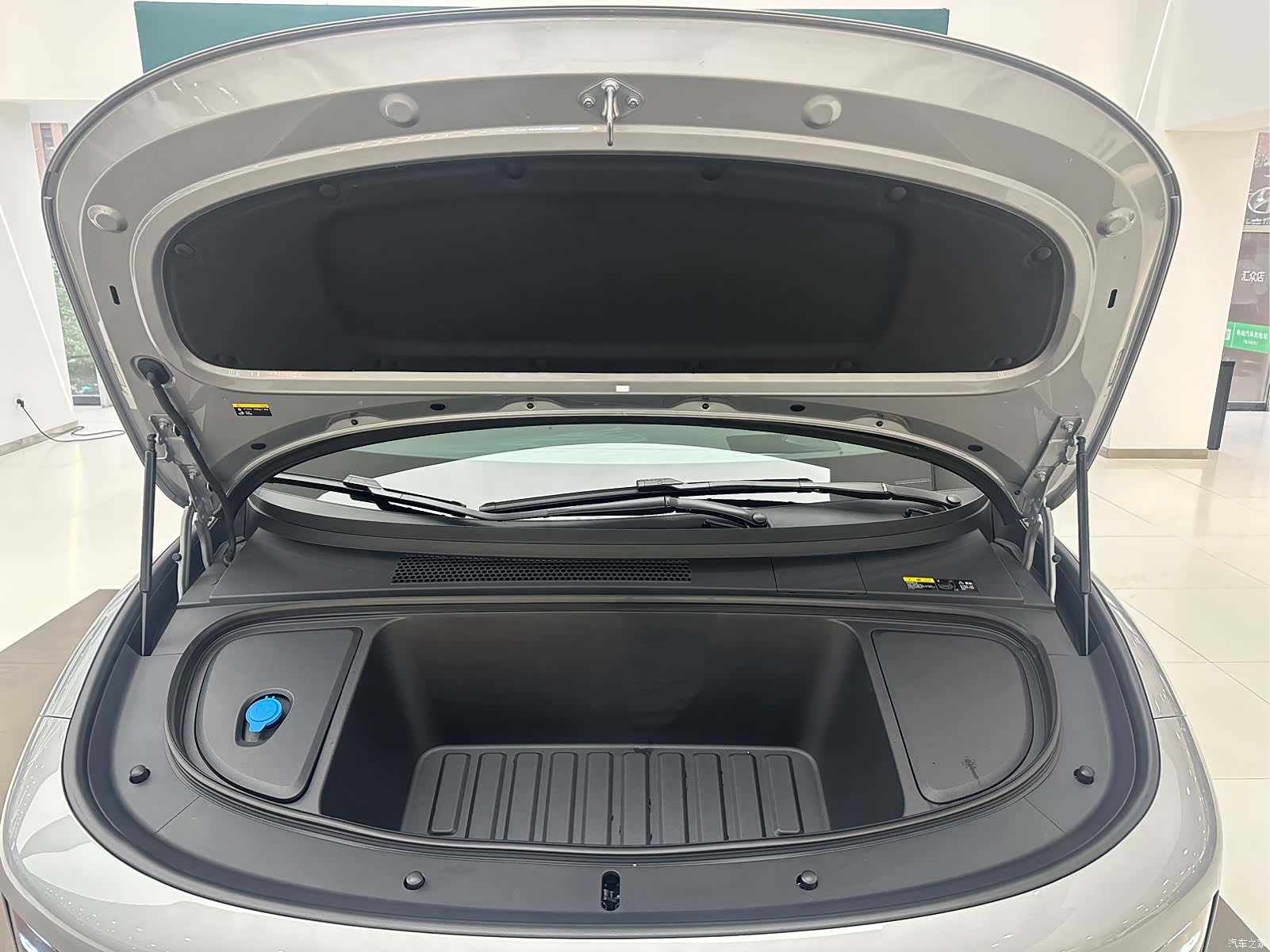 Li Auto i6, 2026 12