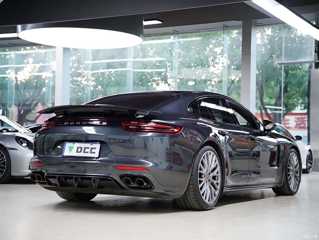 Porsche Panamera, 2017 6