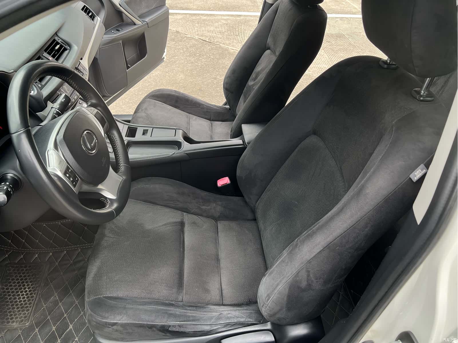 Lexus CT, 2013 18