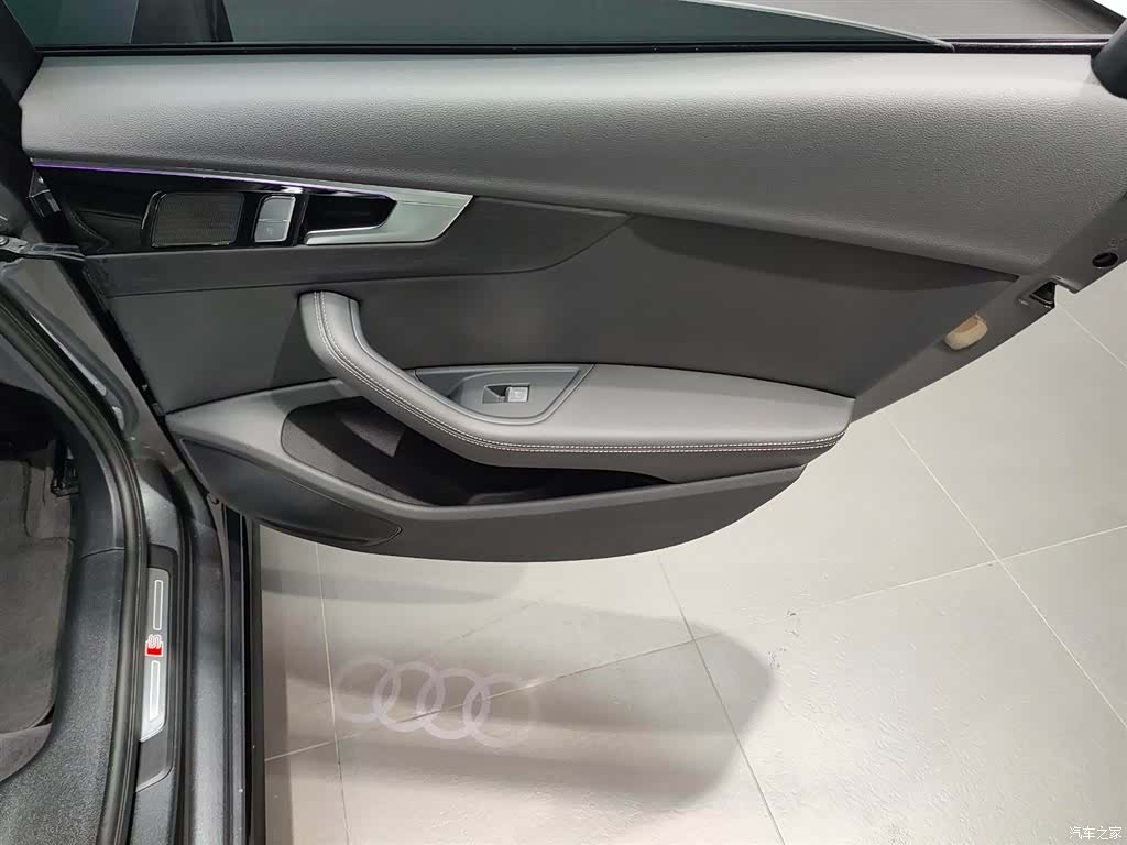 Audi A4L, 2024 21