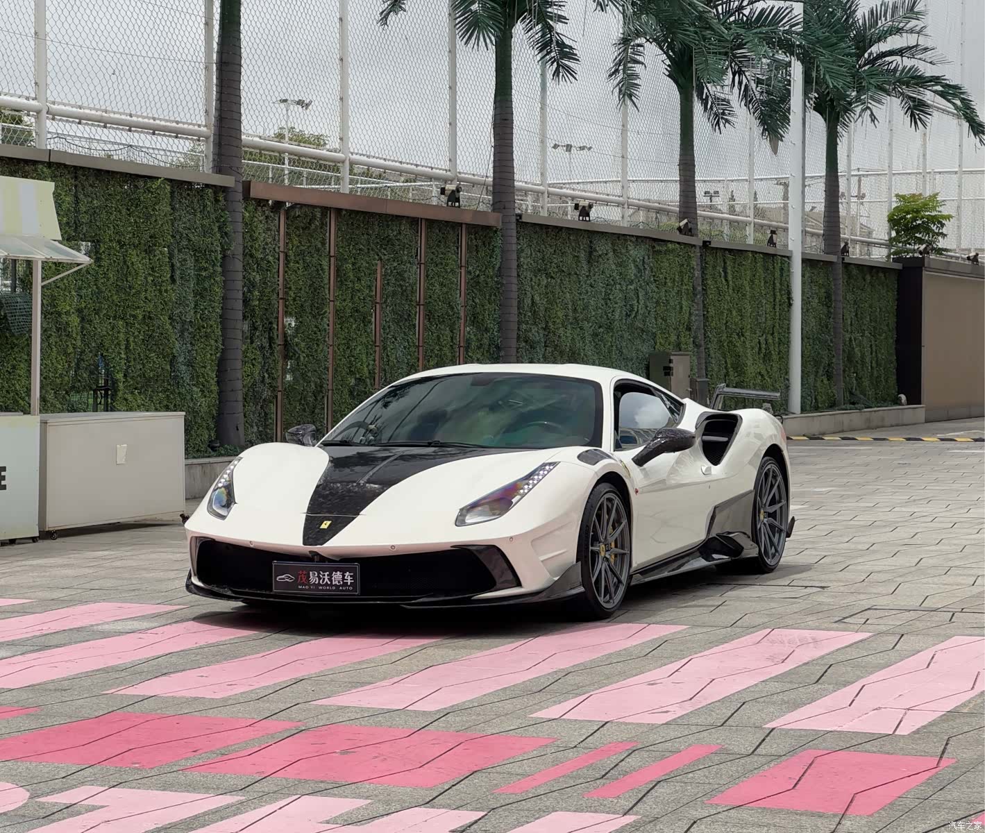 Ferrari 488