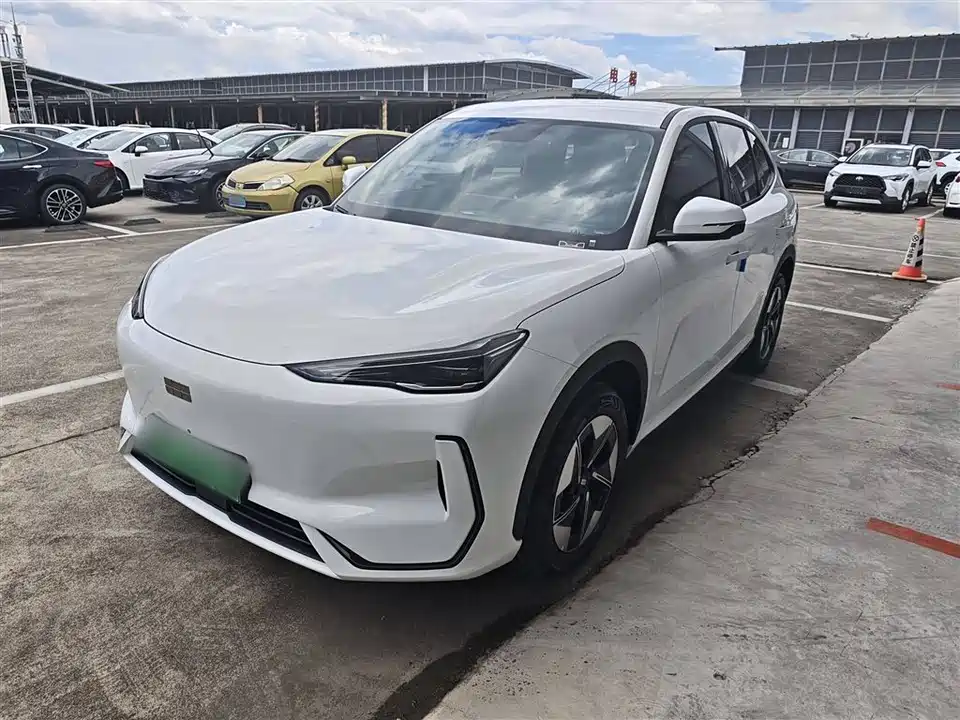 Geely Galaxy Galaxy E5