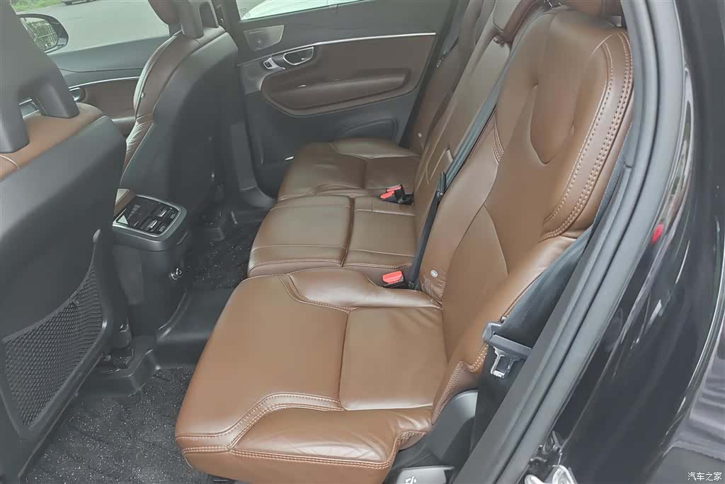 Volvo XC90, 2019 11