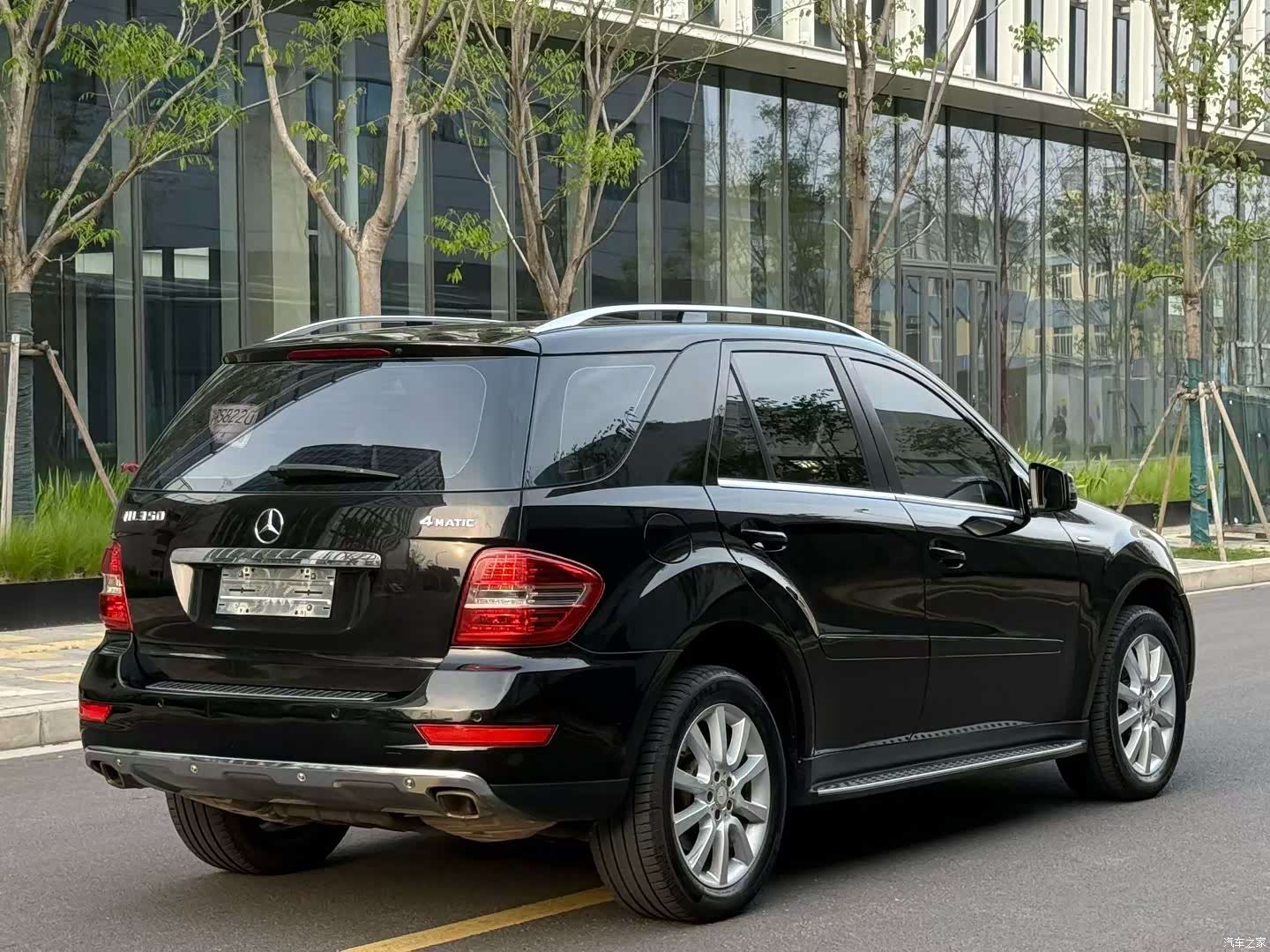 Mercedes-Benz M-Class, 2011 7