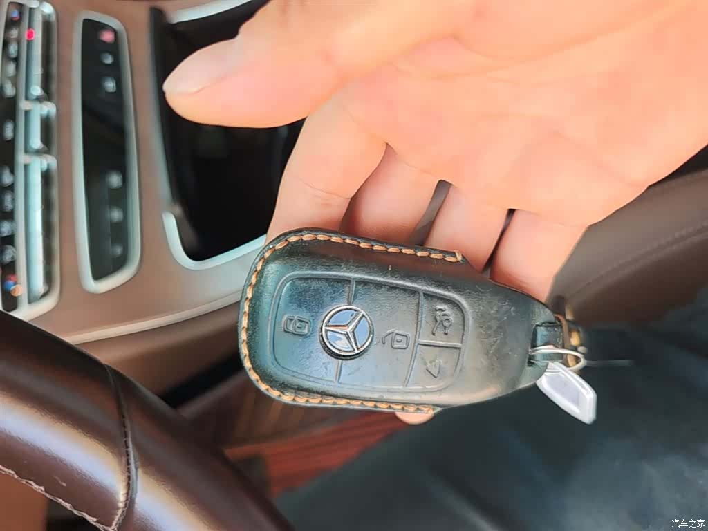 Mercedes-Benz E-Class, 2023 9