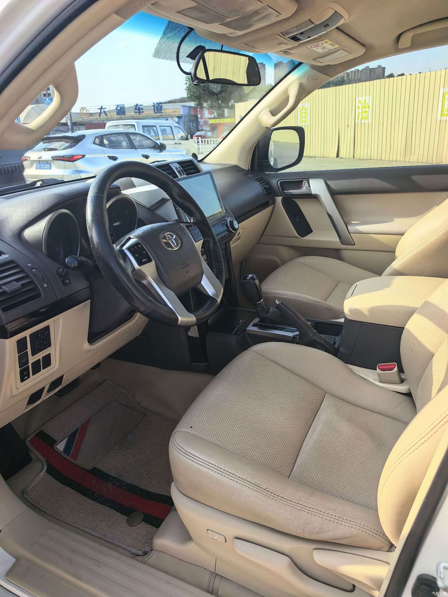 Toyota Prado, 2015 4