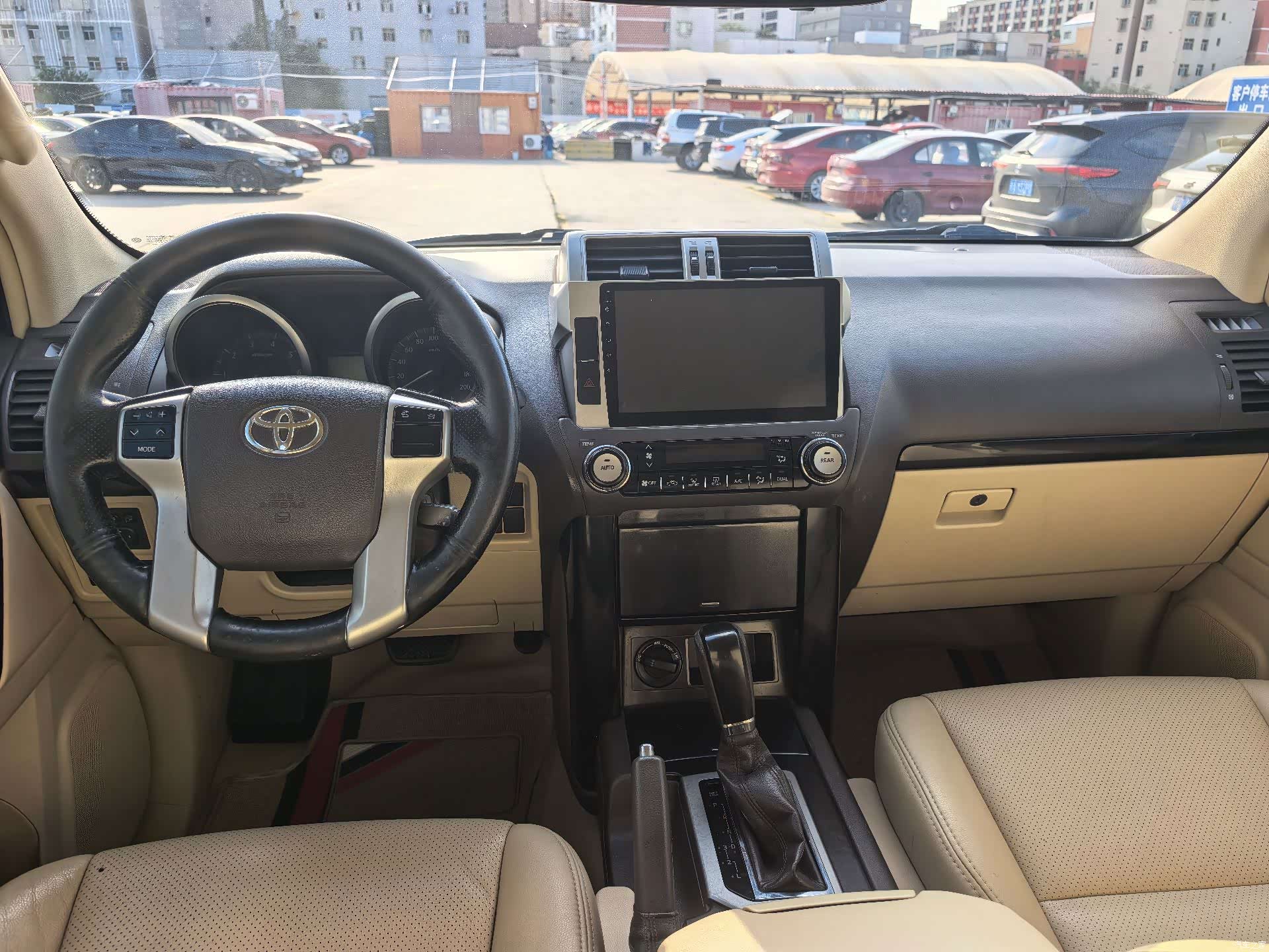 Toyota Prado, 2015 все фото