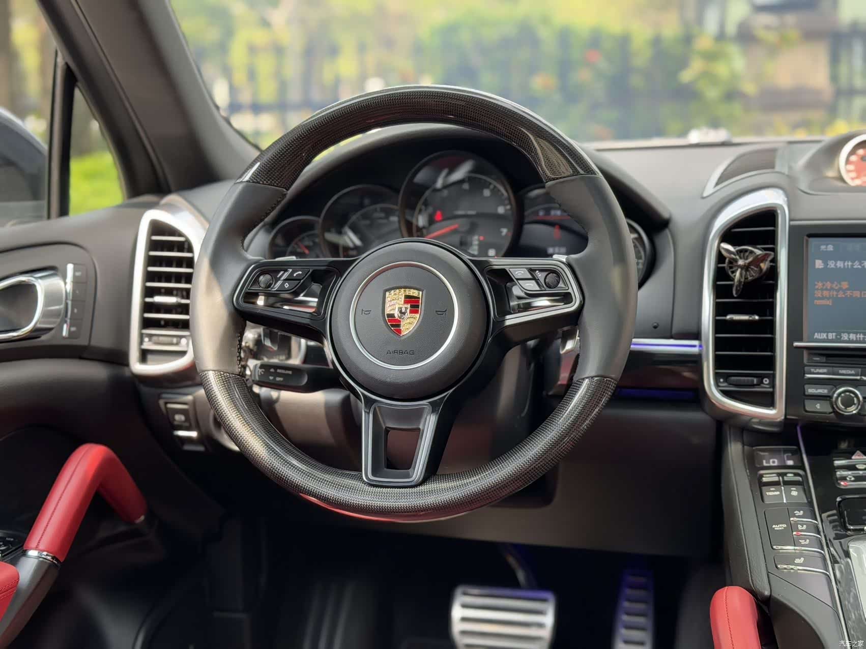 Porsche Cayenne, 2012 10