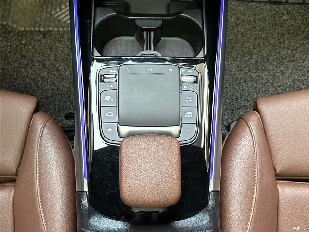 Mercedes-Benz GLB, 2021 15