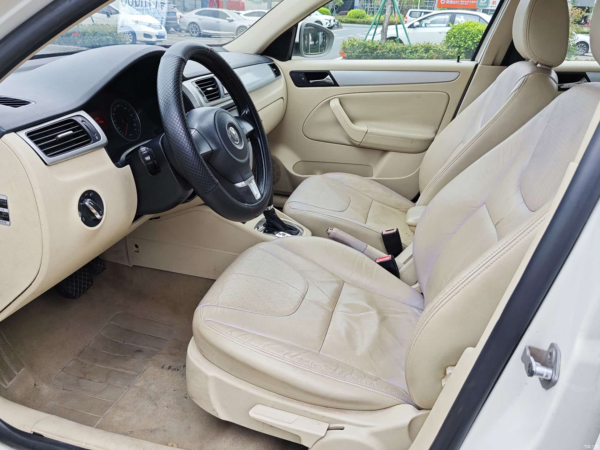 Volkswagen Bora, 2010 12