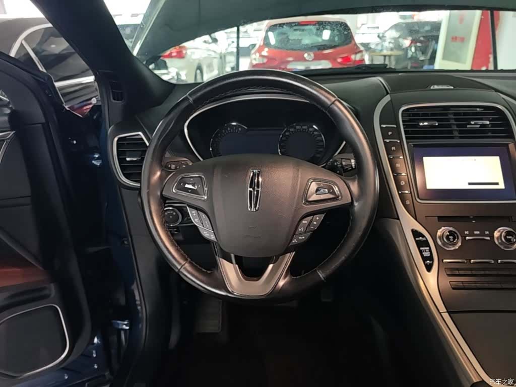 Lincoln MKX, 2017 11