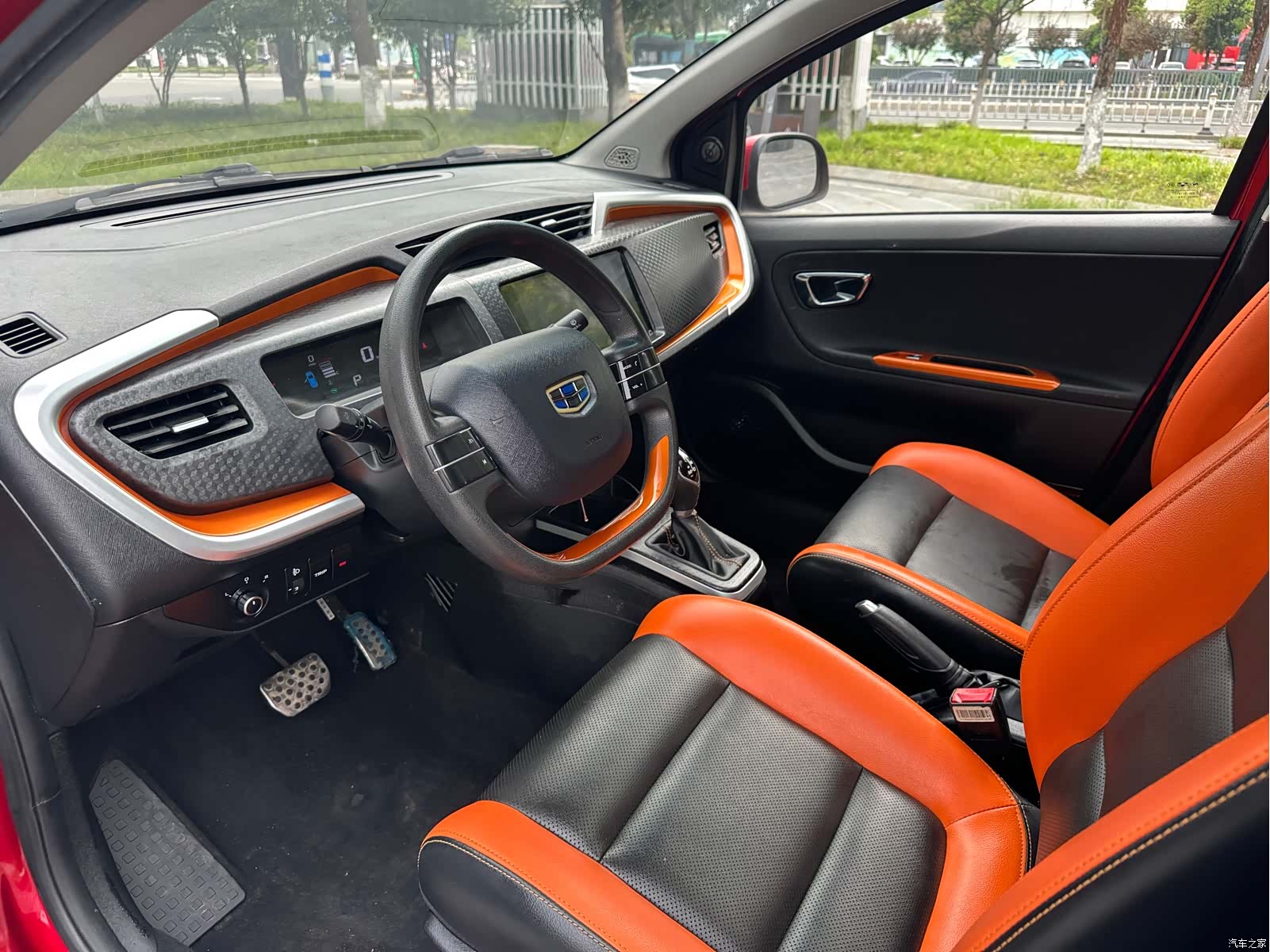Geely X1, 2018 15