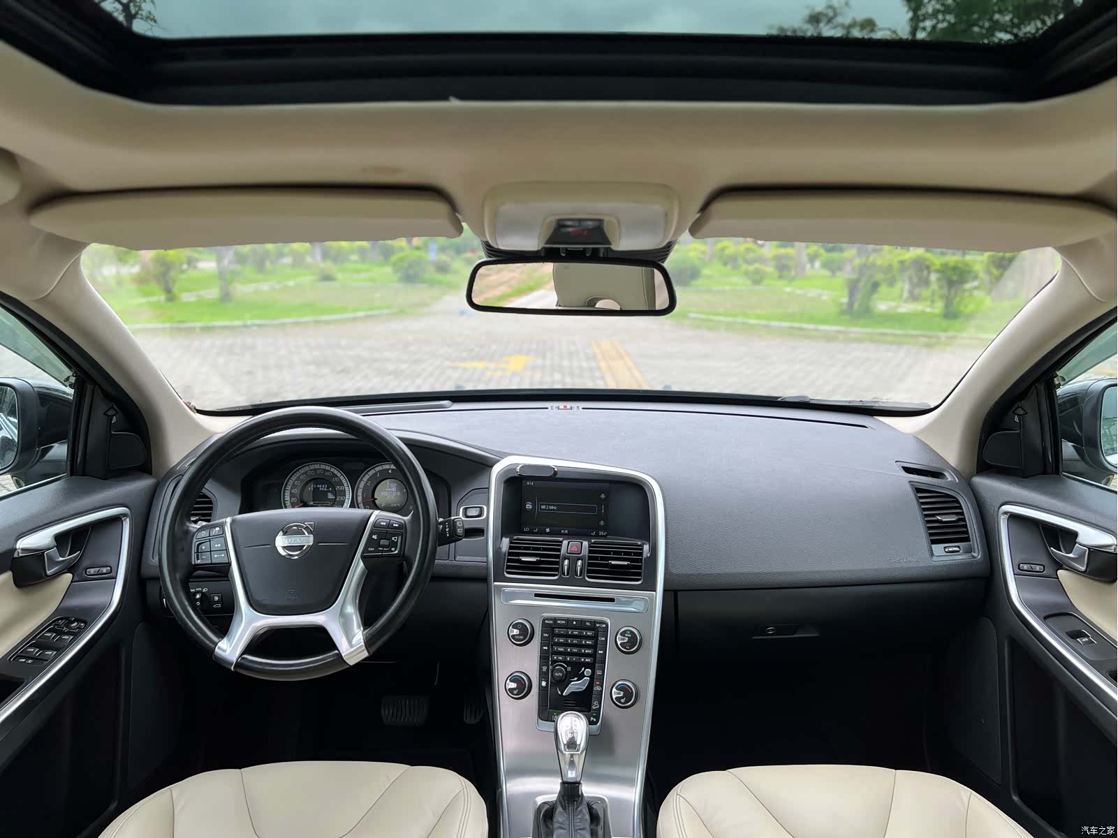 Volvo XC60, 2012 11