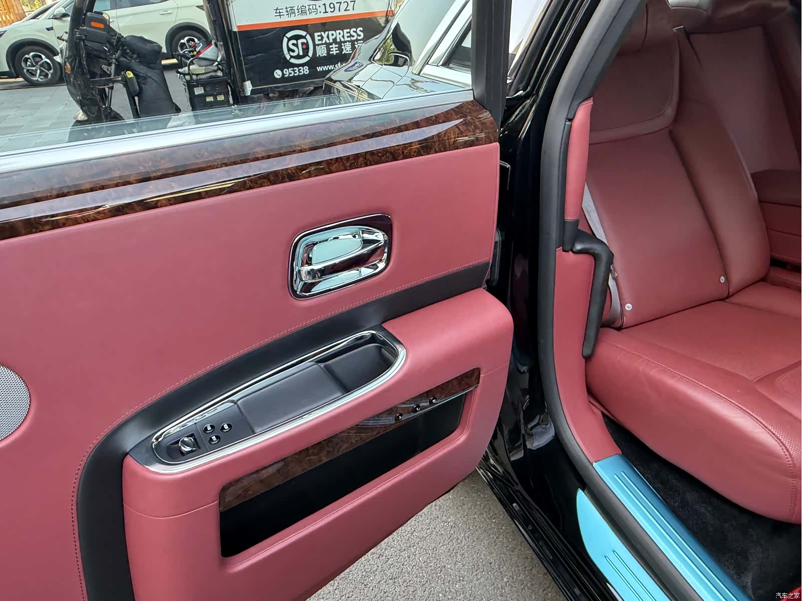 Rolls-Royce Ghost, 2019 15